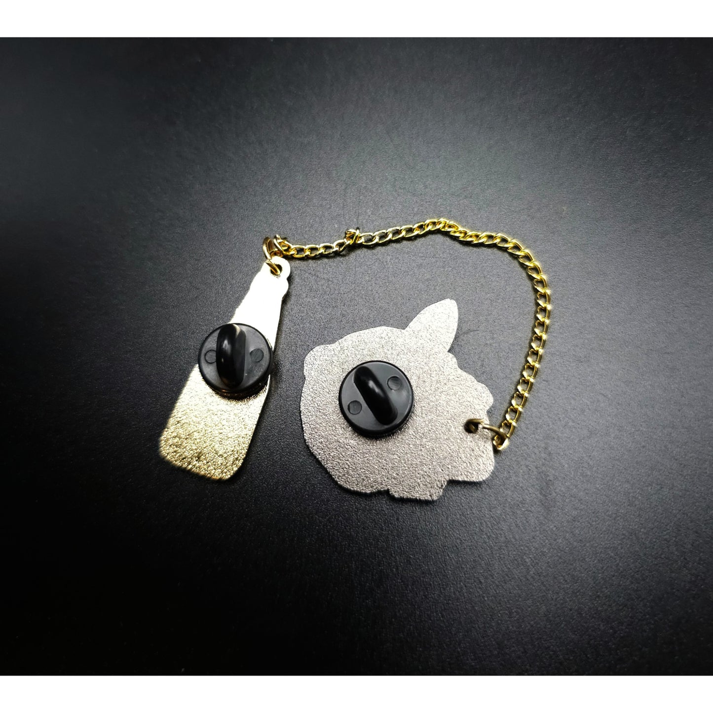 Modelo Skull Hat pin