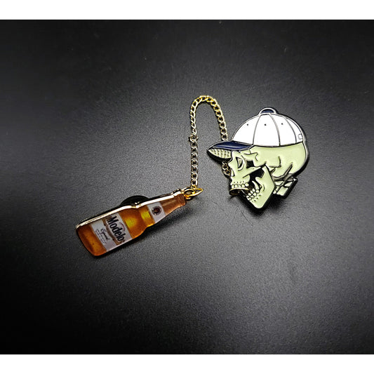 Modelo Skull Hat pin